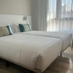 ホテル アパートホテル ロス ヒラソレス 4*