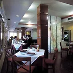 アパートホテル ロス ヒラソレス ホテル サラゴサ