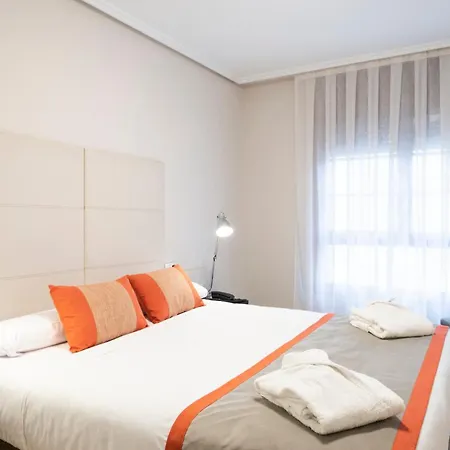 Отель Girasoles