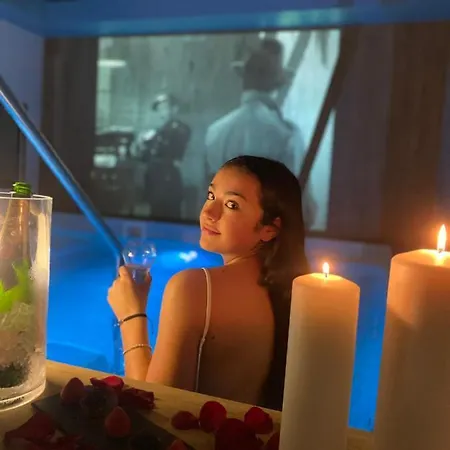 Отель Girasoles 4*